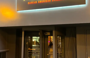 PERILLA steakhouse – Riverwalk